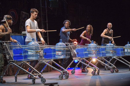 Fotoprobe zur Show 'Stomp' in Köln