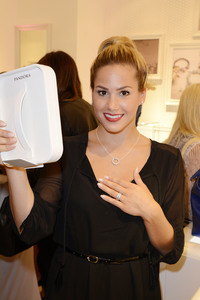 PANDORA Flagship Concept Store Opening in Köln