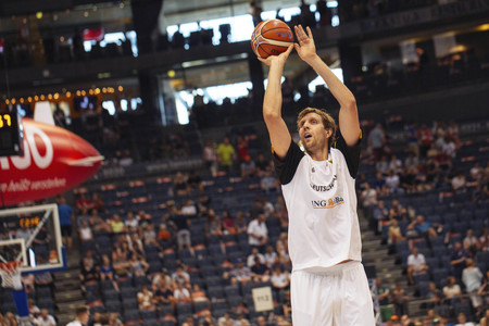 Basketball EM-Testspiel Deutschland gegen Frankreich in Köln