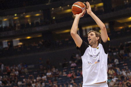 Basketball EM-Testspiel Deutschland gegen Frankreich in Köln