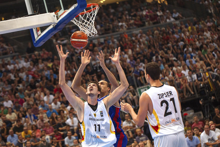 Basketball EM-Testspiel Deutschland gegen Frankreich in Köln
