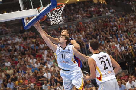 Basketball EM-Testspiel Deutschland gegen Frankreich in Köln
