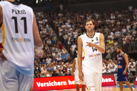 Basketball EM-Testspiel Deutschland gegen Frankreich in Köln