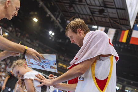 Basketball EM-Testspiel Deutschland gegen Frankreich in Köln