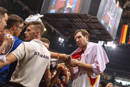 Basketball EM-Testspiel Deutschland gegen Frankreich in Köln