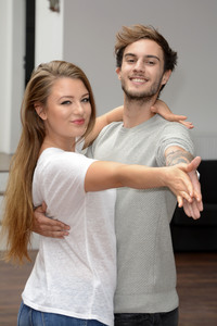 Joelina Drews und Marc Aurel Zeeb trainieren für 'Stepping Out' in Köln
