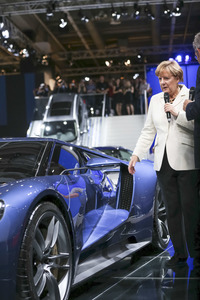 Eröffnungsrundgang auf der IAA in Frankfurt
