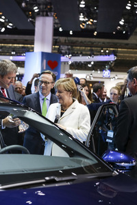 Eröffnungsrundgang auf der IAA in Frankfurt