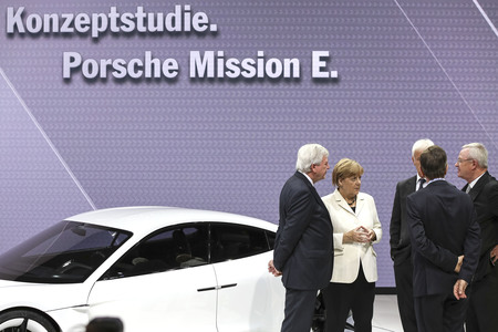 Eröffnungsrundgang auf der IAA in Frankfurt