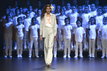 Duyos Fashion Show, Mercedes-Benz Fashion Week Madrid
