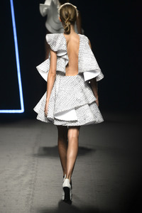 Amaya Arzuaga Fashion Show, Mercedes-Benz Fashion Week Madrid
