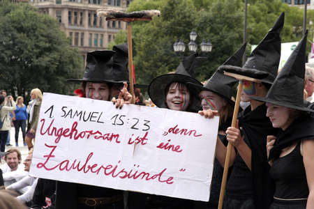 Demo gegen den Marsch für das Leben in Berlin