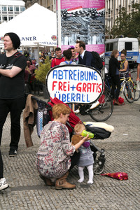 Demo gegen den Marsch für das Leben in Berlin