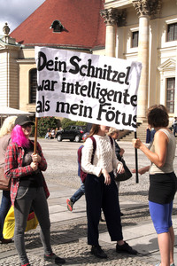 Demo gegen den Marsch für das Leben in Berlin