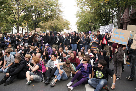 Demo gegen den Marsch für das Leben in Berlin