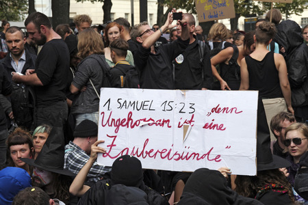 Demo gegen den Marsch für das Leben in Berlin
