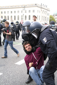 Demo gegen den Marsch für das Leben in Berlin