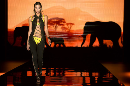 Andres Sarda Fashion Show, Mercedes-Benz Fashion Week Madrid