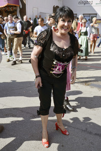 Damen-Wiesn 2015 von Unternehmerin Regine Sixt auf dem Oktoberfest in München