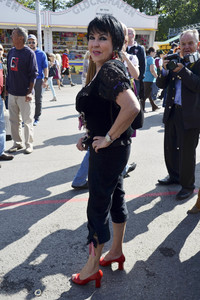 Damen-Wiesn 2015 von Unternehmerin Regine Sixt auf dem Oktoberfest in München
