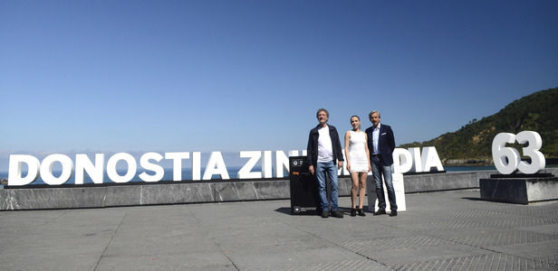 'Eva no duerme' Photocall, San Sebastian Film Festival 2015