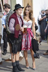 FC Bayern Wiesn-Treff beim Oktoberfest in München