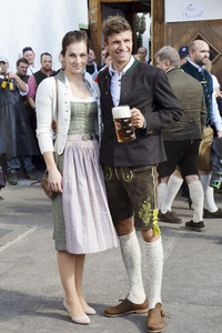 FC Bayern Wiesn-Treff beim Oktoberfest in München