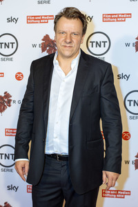 Premiere der Mini-Serie 'Weinberg' in Köln