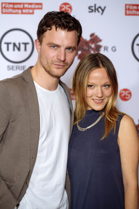 Premiere der Mini-Serie 'Weinberg' in Köln
