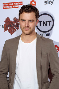 Premiere der Mini-Serie 'Weinberg' in Köln