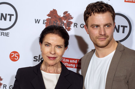 Premiere der Mini-Serie 'Weinberg' in Köln