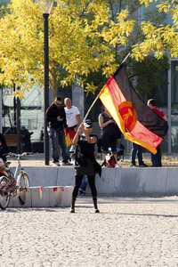 Rechte Gruppen feiern Wiedervereinigung