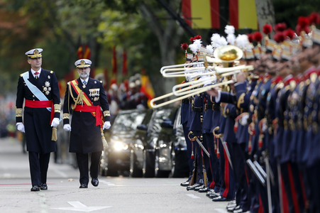 Militärparade zum spanischen Nationalfeiertag in Madrid