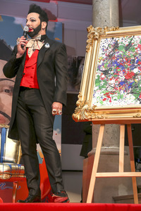 Kunstbuch Präsentation 'Glööckler Explosion' in Frankfurt