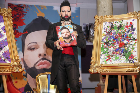 Kunstbuch Präsentation 'Glööckler Explosion' in Frankfurt
