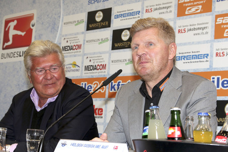 Pressekonferenz SC Paderborn mit Stefan Effenberg