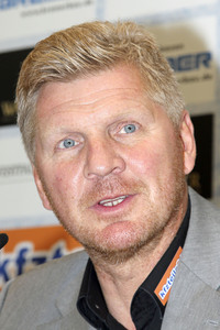 Pressekonferenz SC Paderborn mit Stefan Effenberg