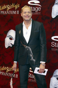 Musical-Premiere 'Die Liebe stirbt nie - Phantom der Oper II' in Hamburg