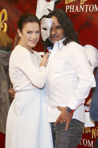 Musical-Premiere 'Die Liebe stirbt nie - Phantom der Oper II' in Hamburg