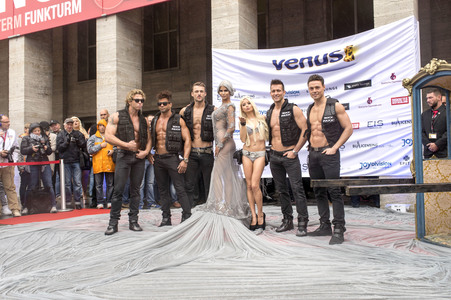 Eröffnung der 19. Venus Erotikmesse in Berlin