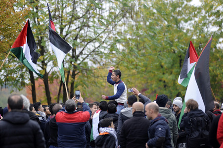 Palästinenser demonstrieren in Berlin