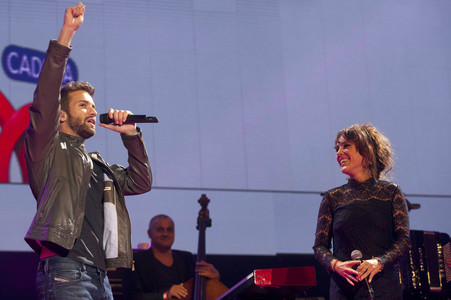 Cadena 100 por Ellas Benefizkonzert in Madrid