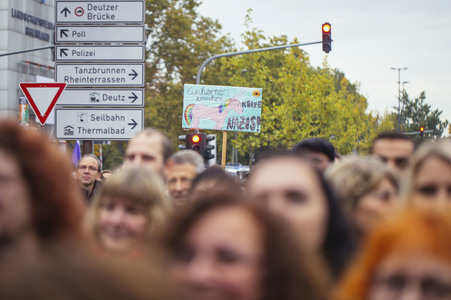 Birlikte Kundgebung gegen HoGeSa in Köln