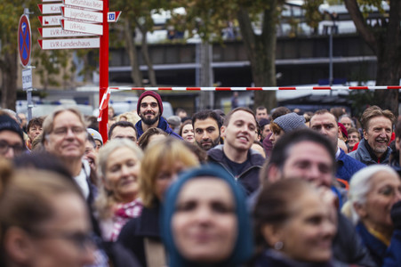 Birlikte Kundgebung gegen HoGeSa in Köln