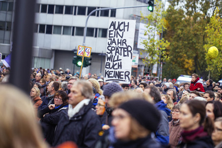 Birlikte Kundgebung gegen HoGeSa in Köln
