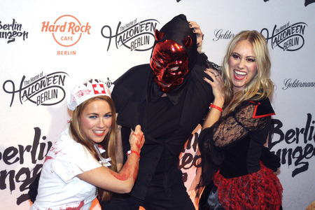 Halloween Party by Natascha Ochsenknecht im Berlin Dungeon