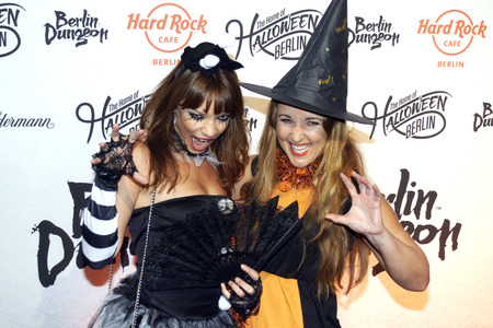 Halloween Party by Natascha Ochsenknecht im Berlin Dungeon