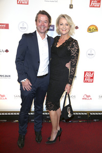 Goldene Bild der Frau 2015 in Hamburg