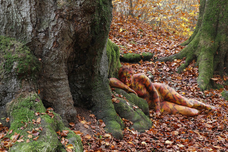 NATURE ART: Laubwald / Deciduous Forest Bodypainting