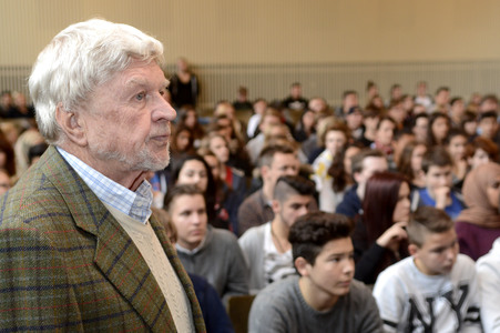 Diskussionsrunde 'Gemeinsam gegen rechte Gewalt' mit Hardy Krüger in Hanover